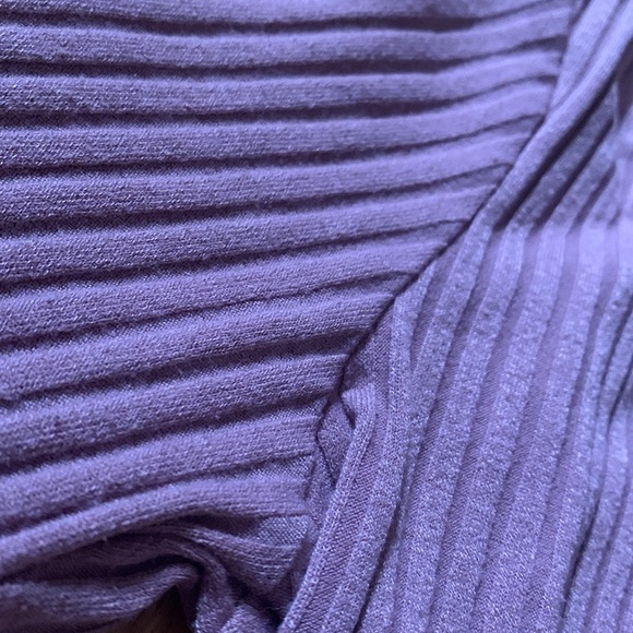 Long sleeve crop top - Picture 1 of 3